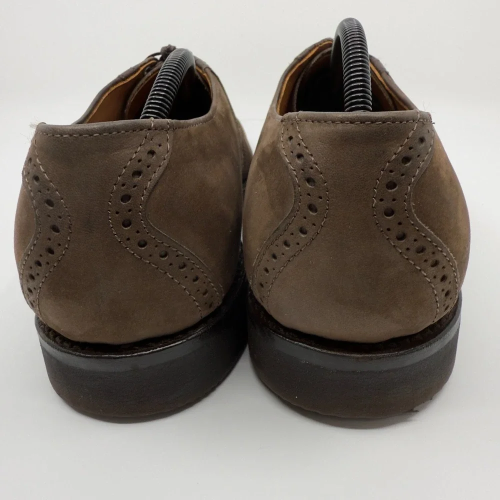 Allen Edmonds Oxfords Mens 13 AA Narrow Nubuck Vibram Gumlite Brown Brogue Suede